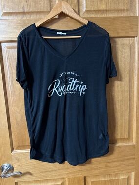 Maurices Black V-Neck 'Roadtrip' slub Graphic Tee